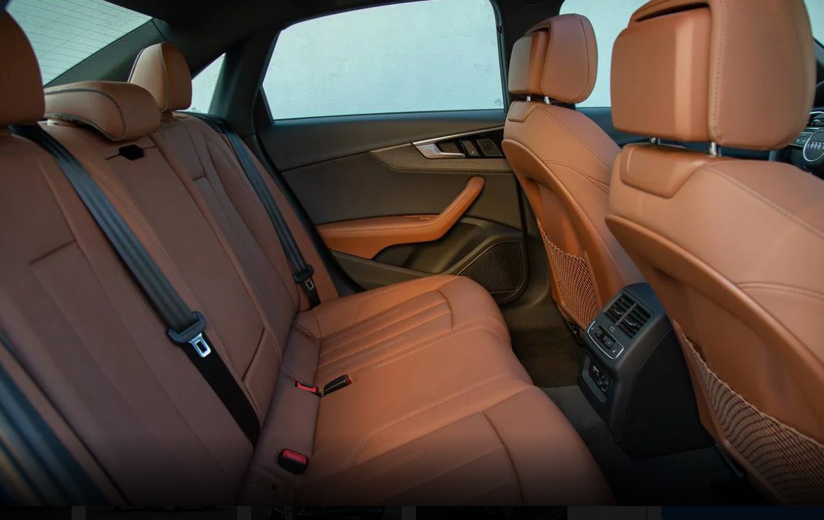 2025 Toyota Camry SE AWD