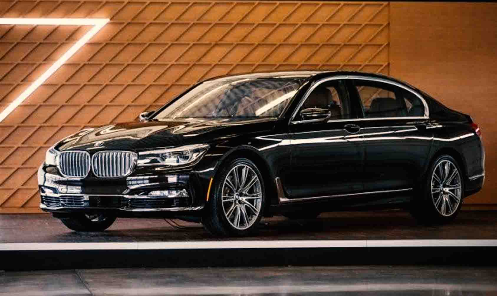 2025 Toyota Camry XLE Interior