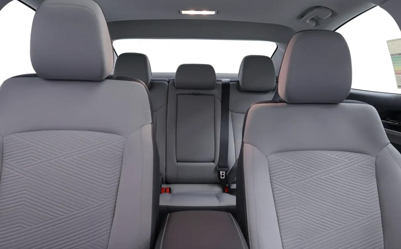 2025 Toyota Camry SE AWD