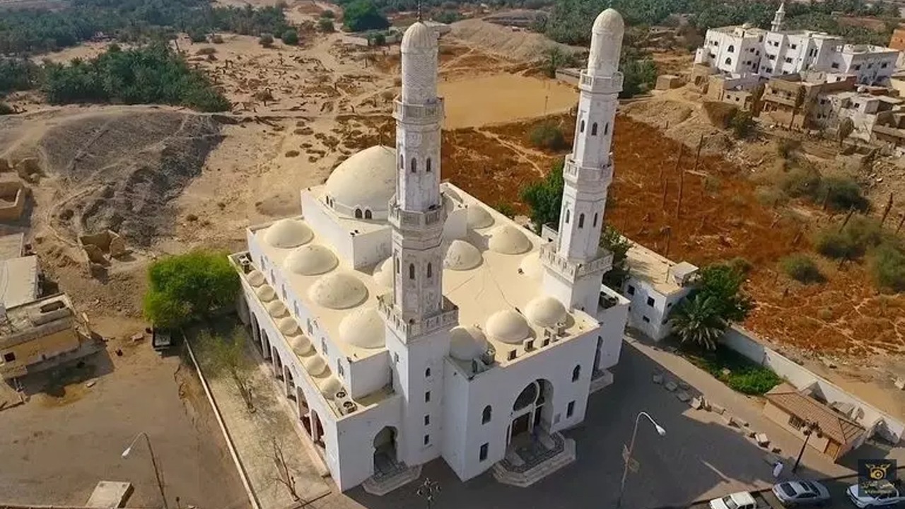 Masjid Al-Areesh
