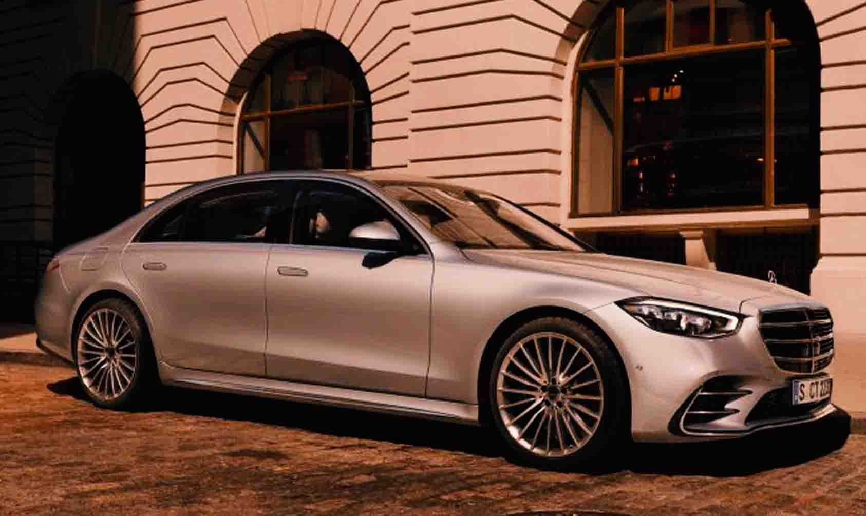 2025 Toyota Camry XLE Interior